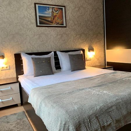 Gm Royal Plaza Aparthotel Borovets Eksteriør bilde